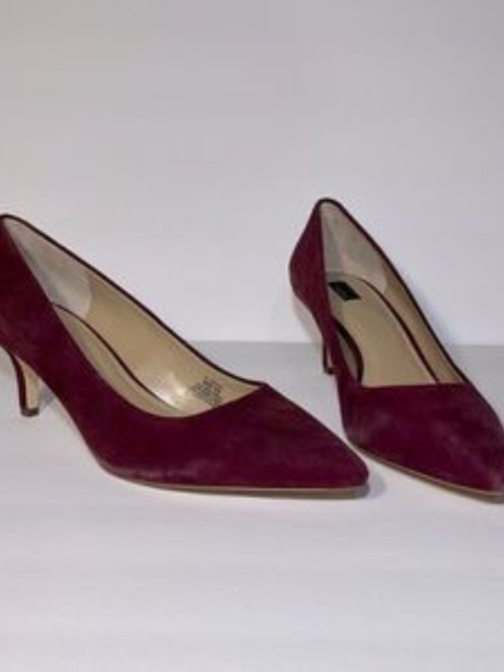 G.I.L.I. Georgette Pointed Toe Mid-heel Pumps - Picture 3 of 8